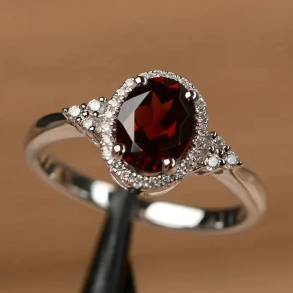 NEW Sparkling Ruby Silver Ring - Picture 5 of 5